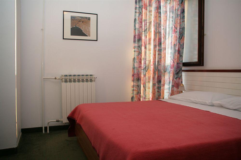 Jadran Hotel