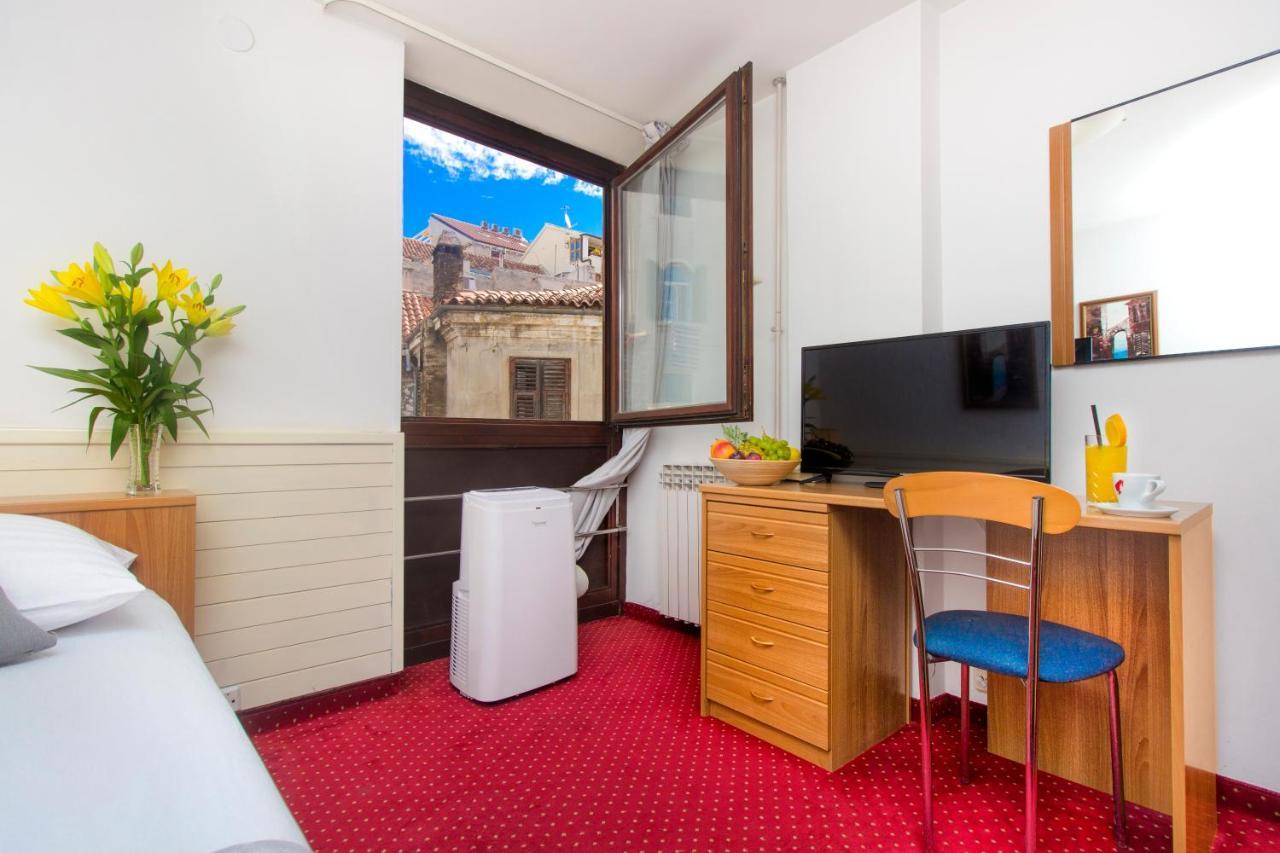 Hotel Jadran 3*