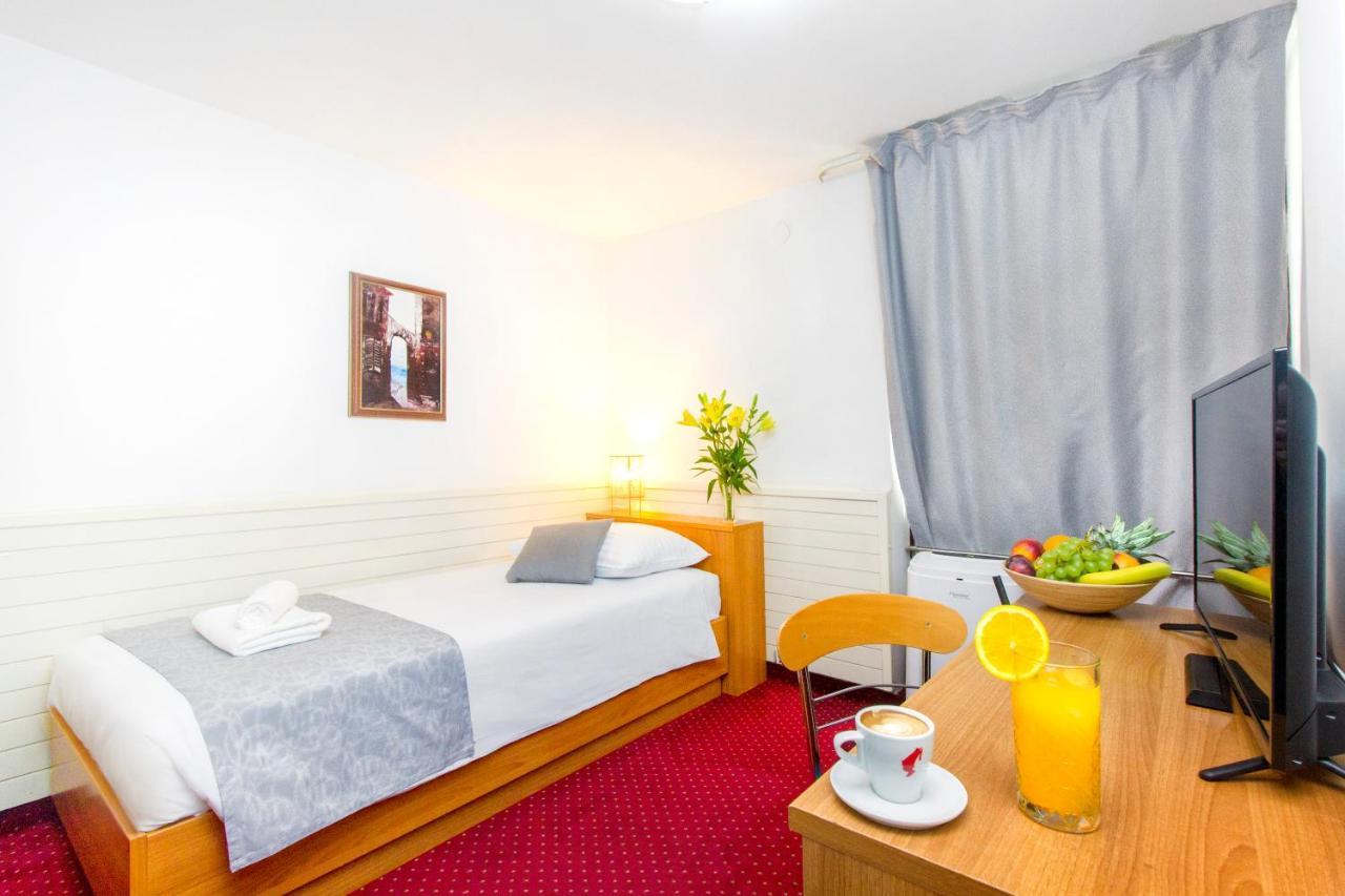 Hotel Jadran 3*