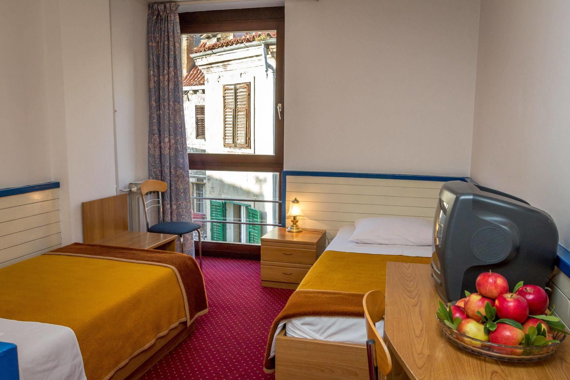 Jadran Hotel