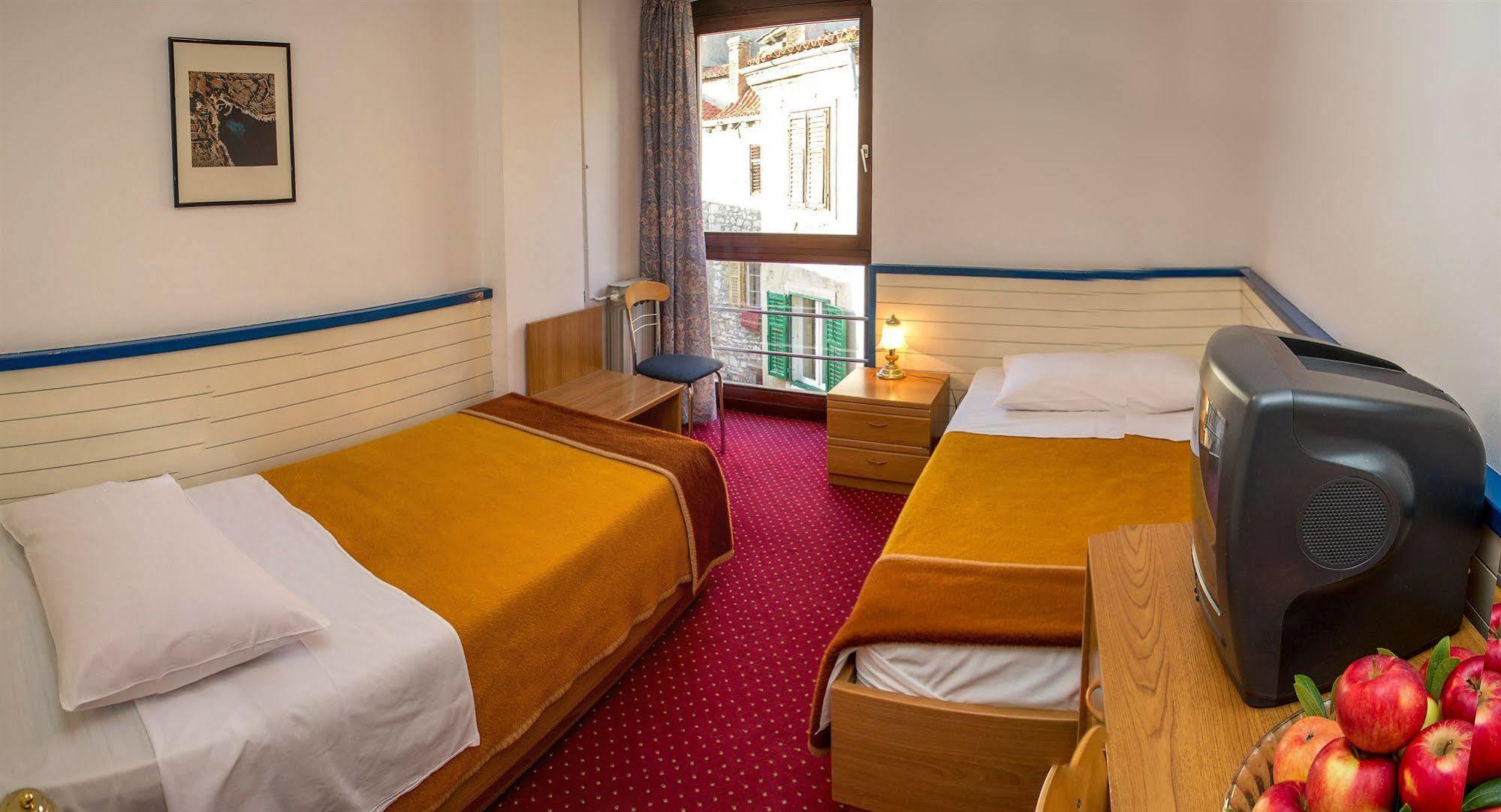 Jadran Hotel 3*